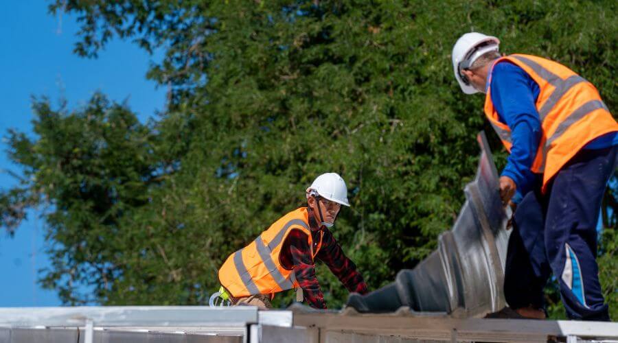 Reroofing in Oaktown, IN