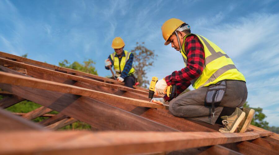 Expert new roof installation services in Oaktown, IN